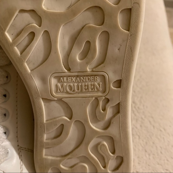 Alexander McQueen calf leather oversized running shoes - Picture 11 of 16